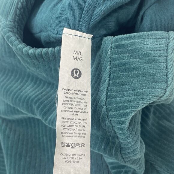 Lululemon Scuba Sweater Womens M/L Green Oversized Crooped Hoodie Sweatshirt - Picture 8 of 9
